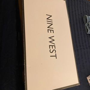 Brand new, never worn, nine west flat boot